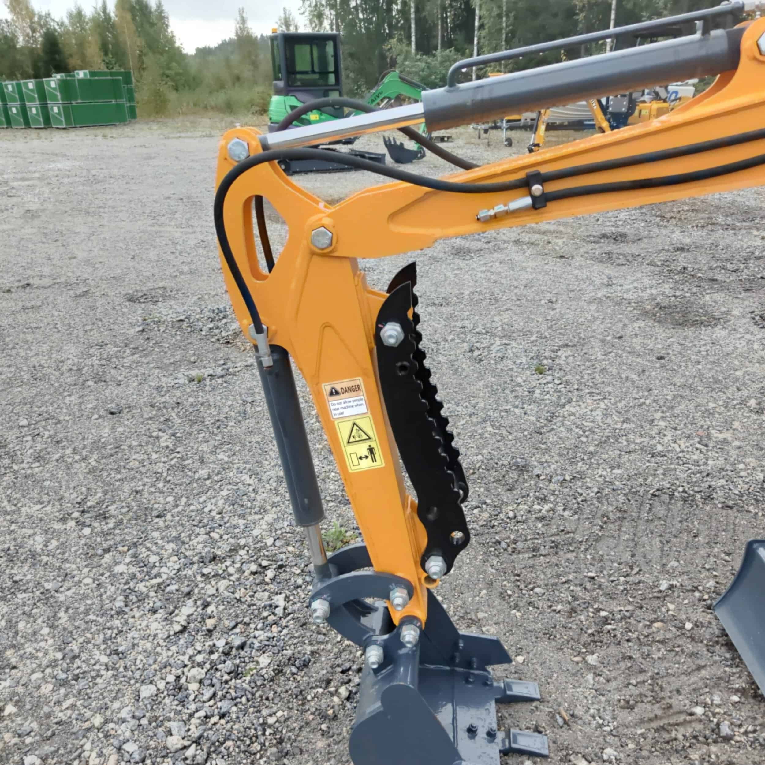 Captok CK13D Kumitelainen minikaivuri esittelykone vm2026 - Image 6