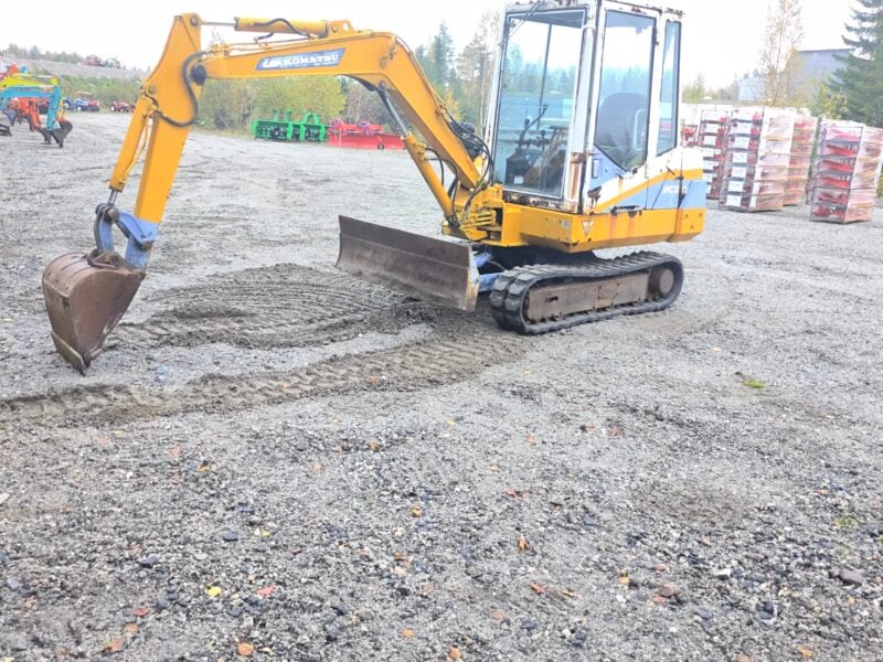 KOMATSU PC20-6 Kumitelainen Minikaivuri