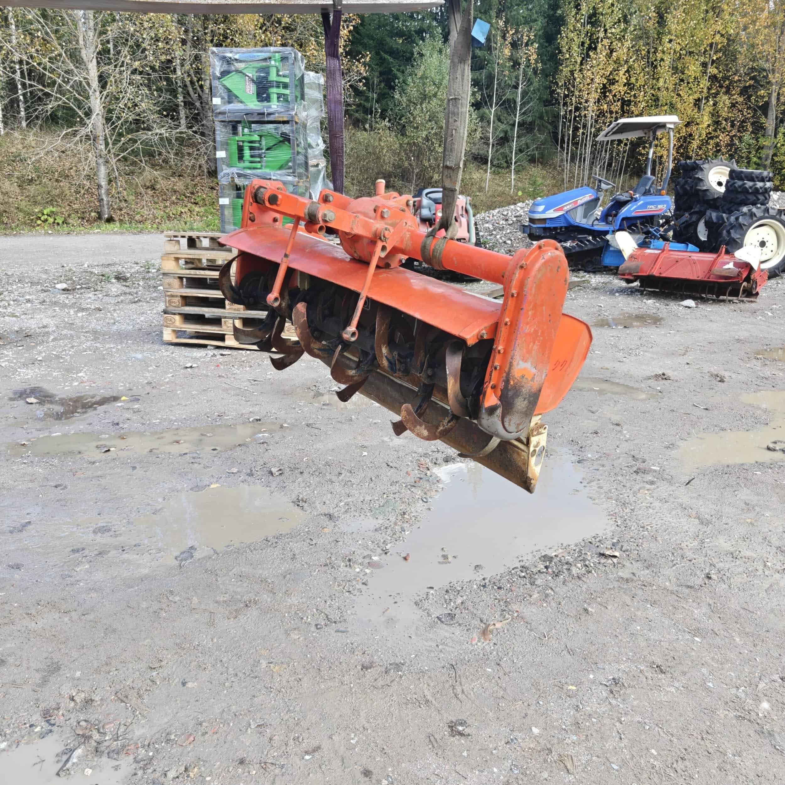 Maanmuokkain 1100mm leveä